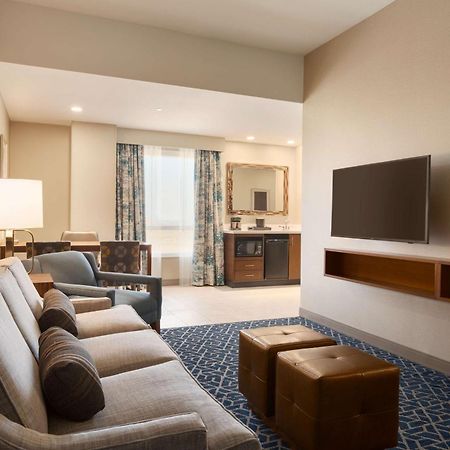 Embassy Suites By Hilton Denton Convention Center מראה חיצוני תמונה