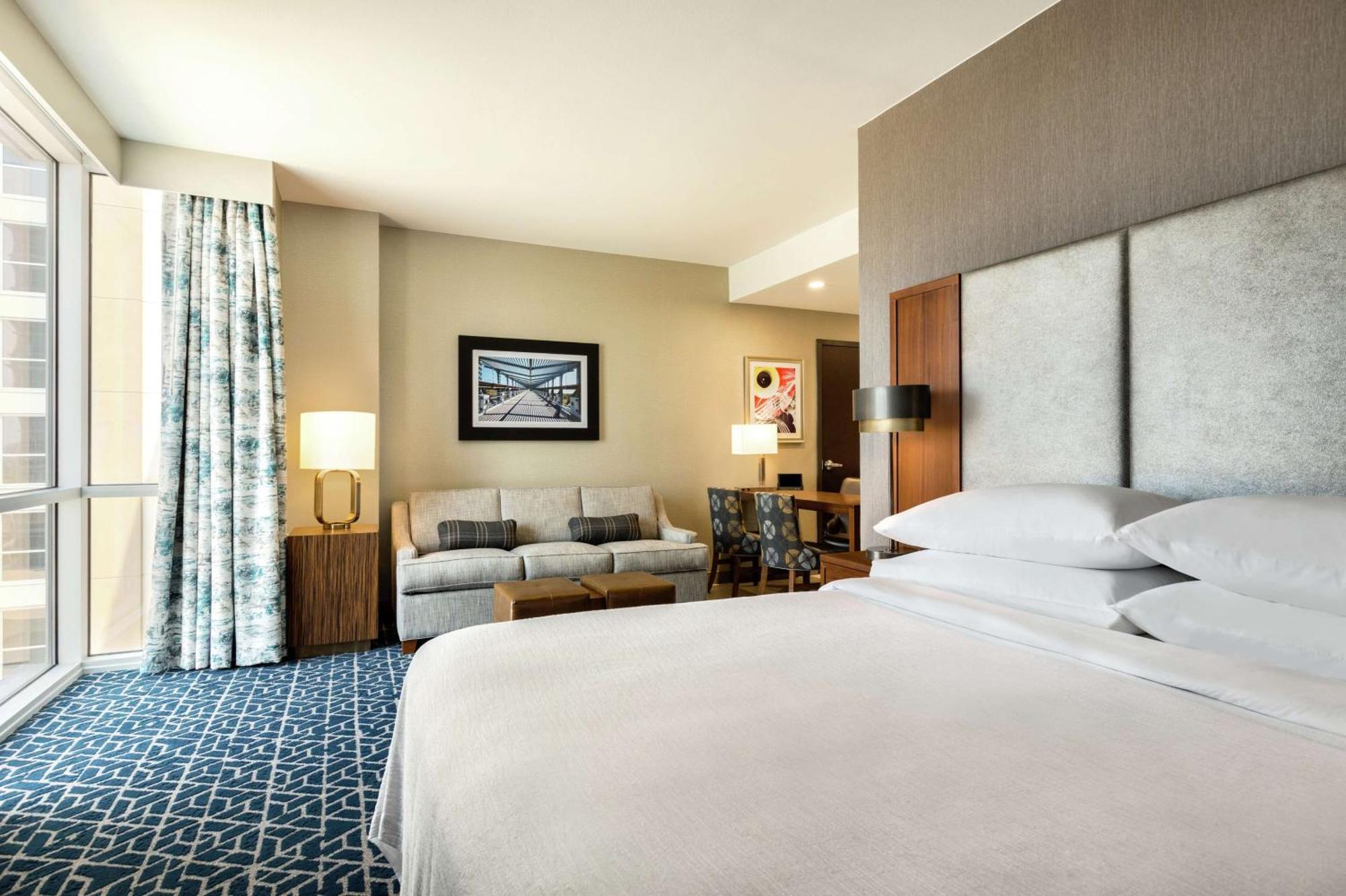 Embassy Suites By Hilton Denton Convention Center מראה חיצוני תמונה