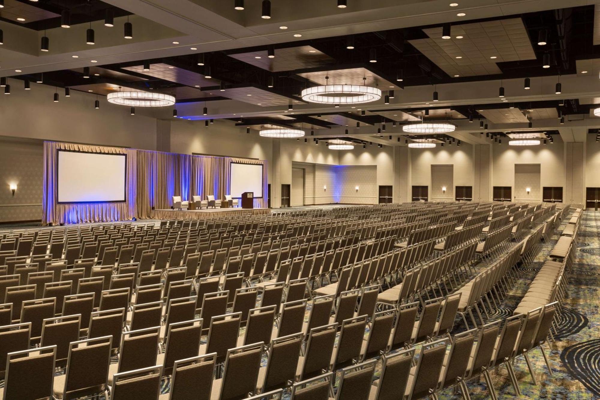 Embassy Suites By Hilton Denton Convention Center מראה חיצוני תמונה