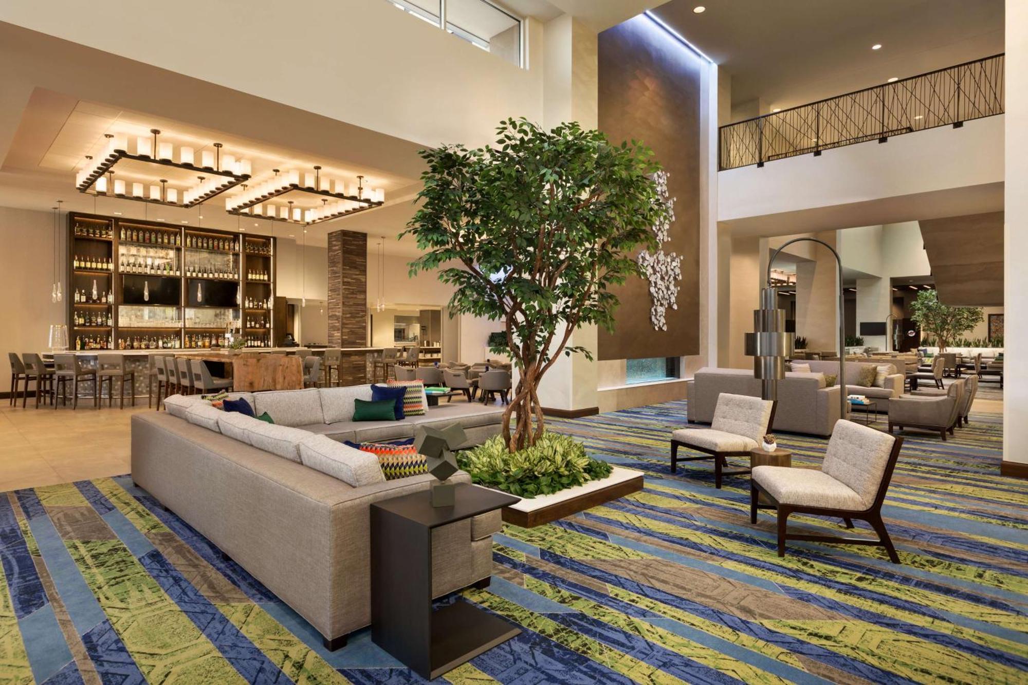 Embassy Suites By Hilton Denton Convention Center מראה חיצוני תמונה