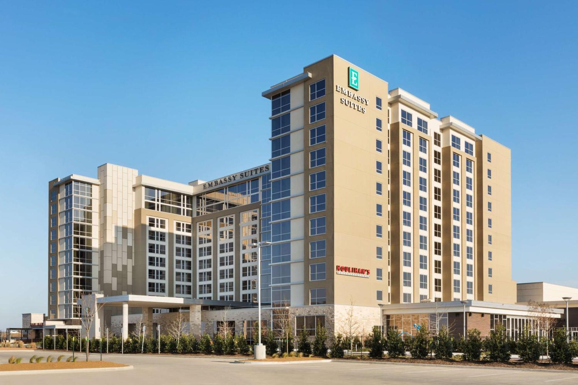 Embassy Suites By Hilton Denton Convention Center מראה חיצוני תמונה